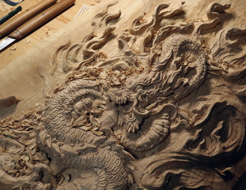 【俱利伽羅龍王】彫刻レリーフ粗彫り