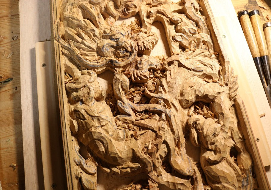 【雲龍】彫刻粗彫り2 /  木彫展へ
